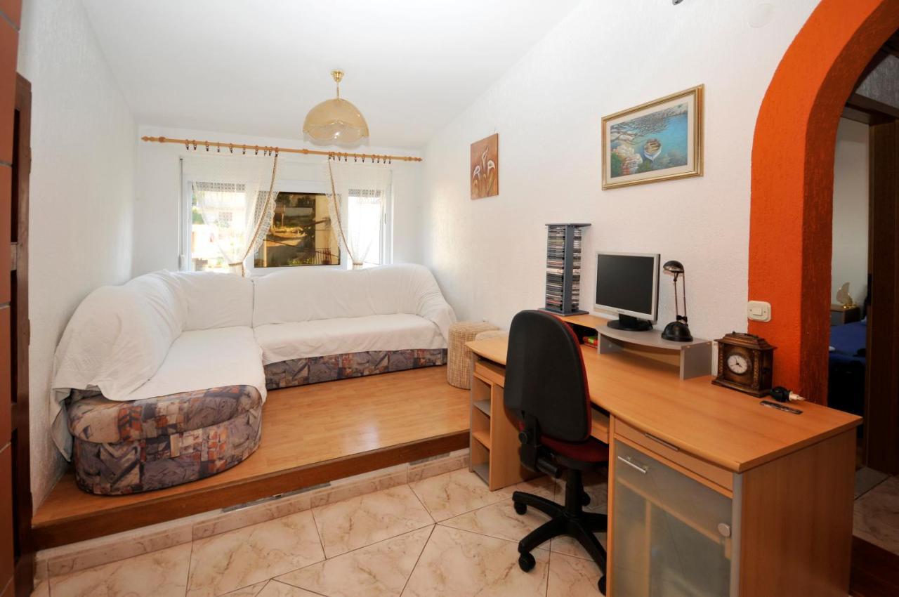 Elena Apartmán Trogir